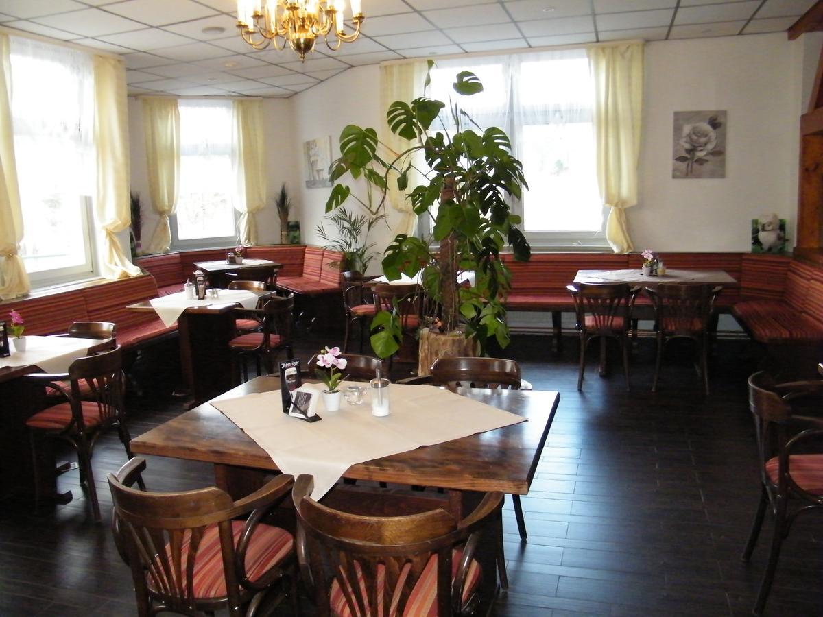 Hotel Restaurant Hohe Tanne Grossbreitenbach Exterior photo